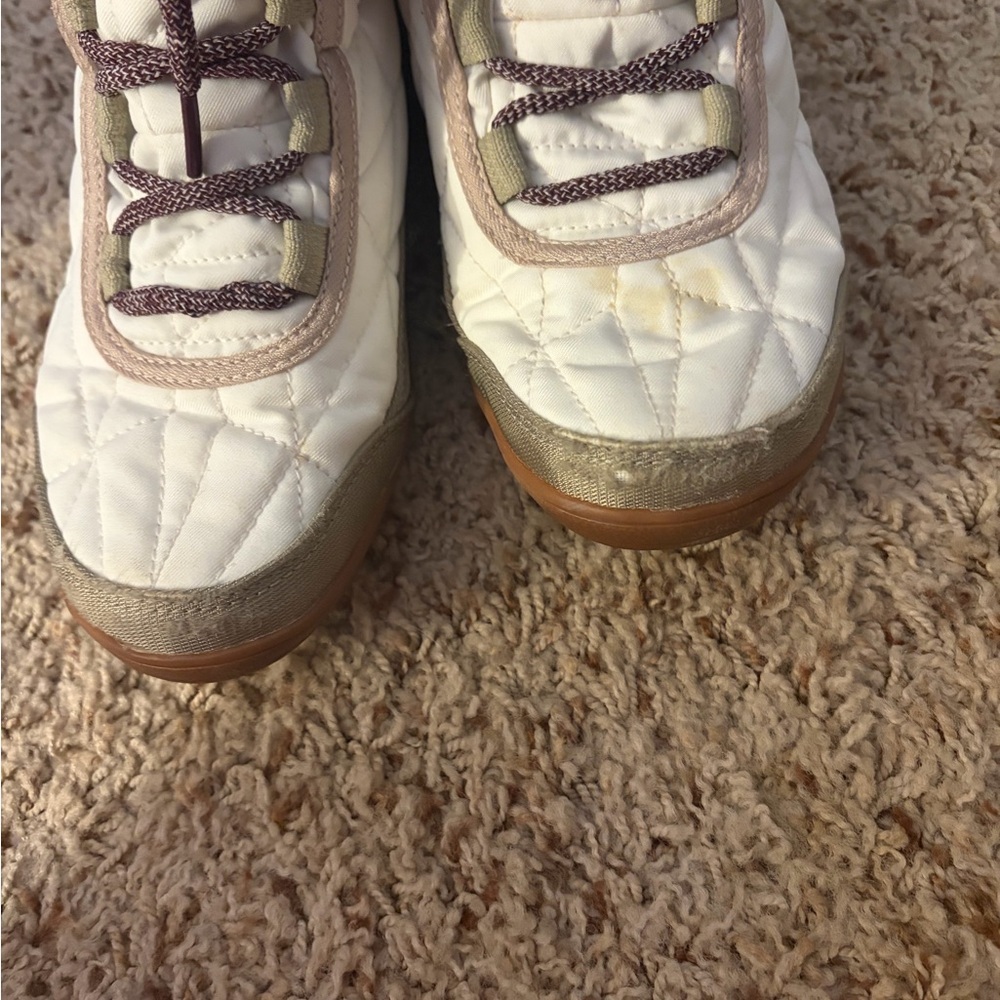 Columbia Minx Shorty III Women’s 6 snow boots - Picture 8 of 12